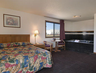 ซูเปอร์ 8 บาย วินด์แฮม บูร์บอนเนส์/คันคาคี แอเรีย Hotel Bourbonnais ห้อง รูปภาพ
